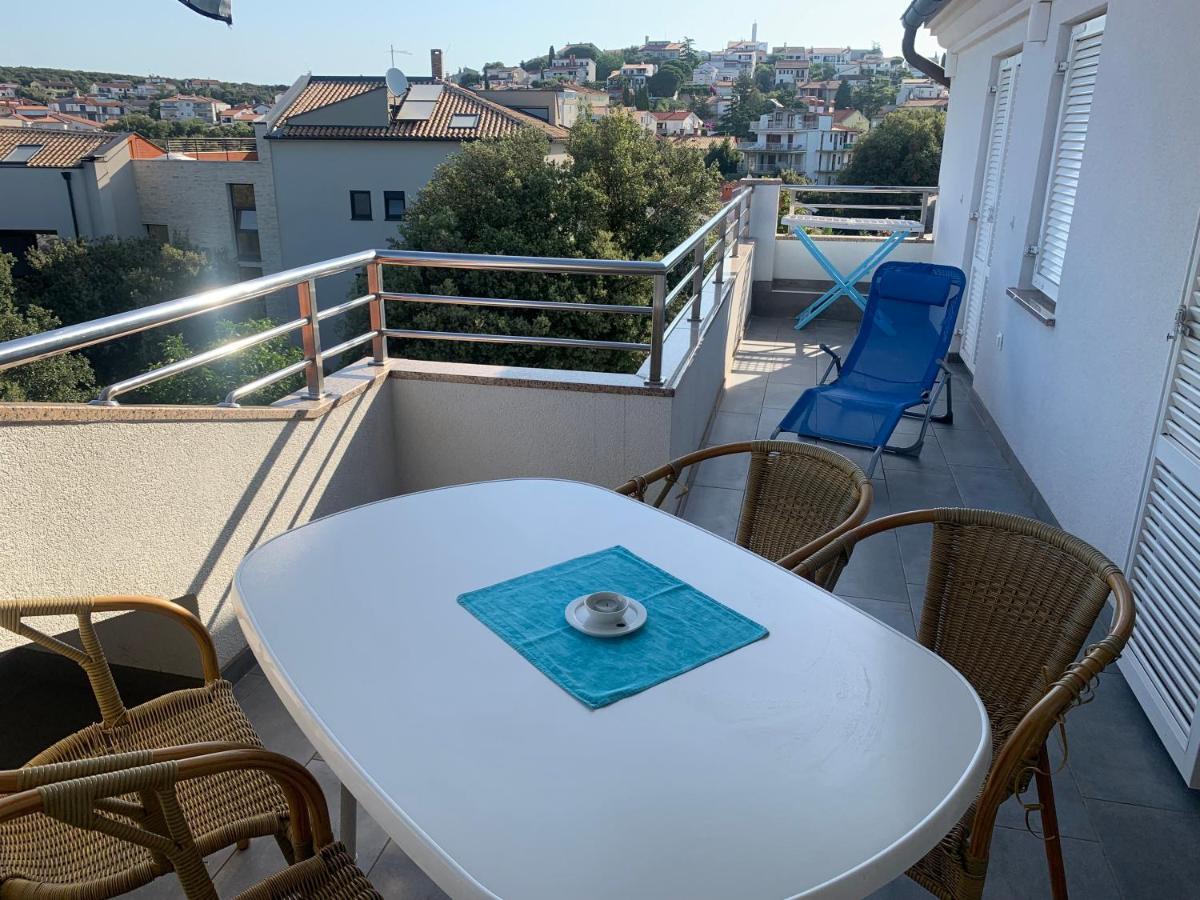 Apartmani Auer Pjescana Uvala Exterior photo