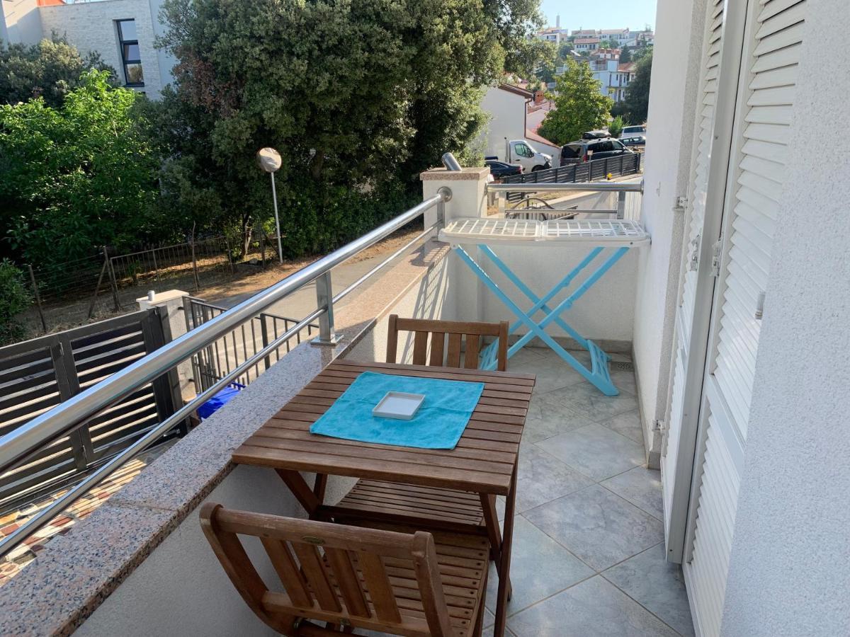 Apartmani Auer Pjescana Uvala Exterior photo