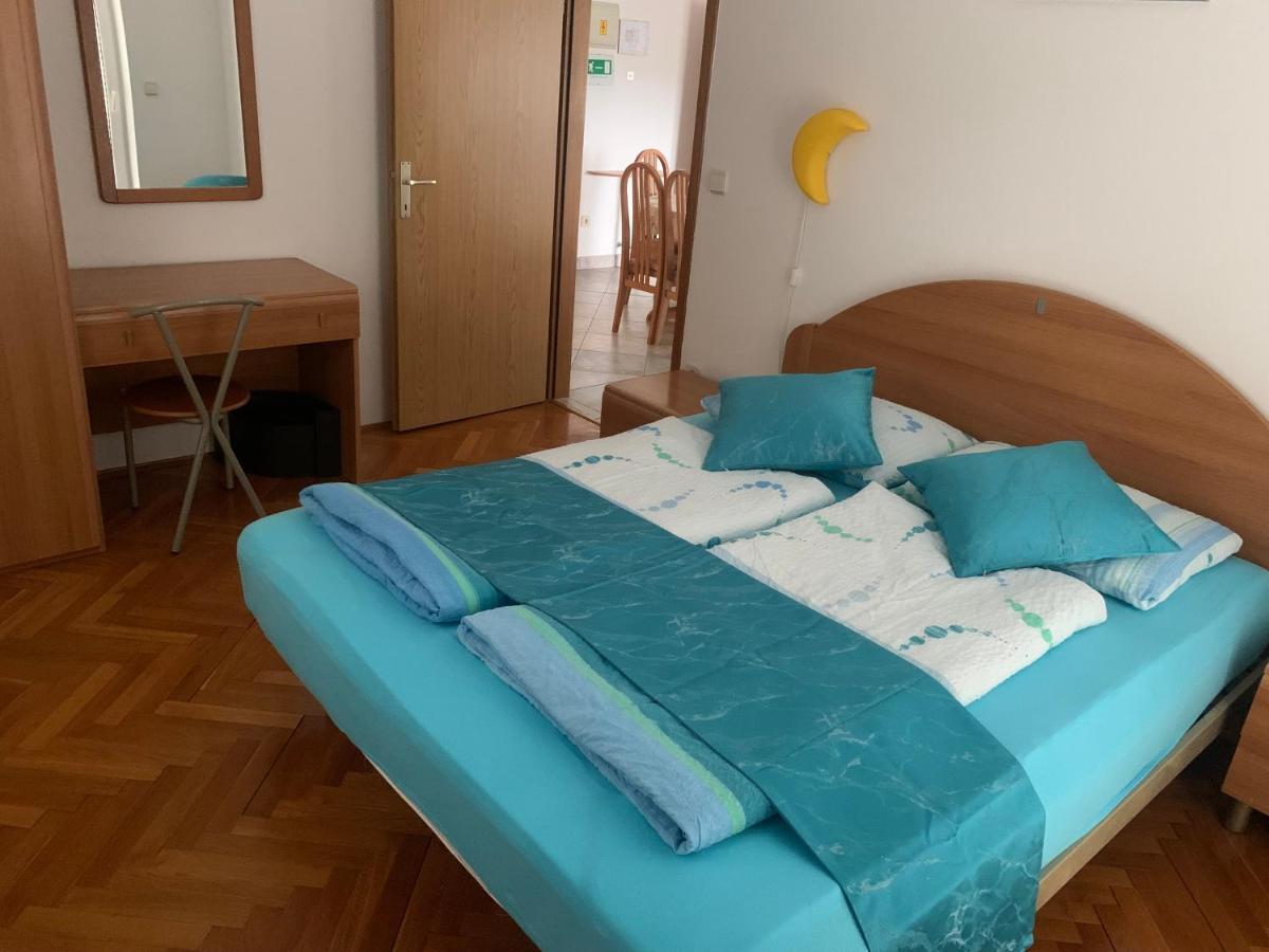 Apartmani Auer Pjescana Uvala Exterior photo
