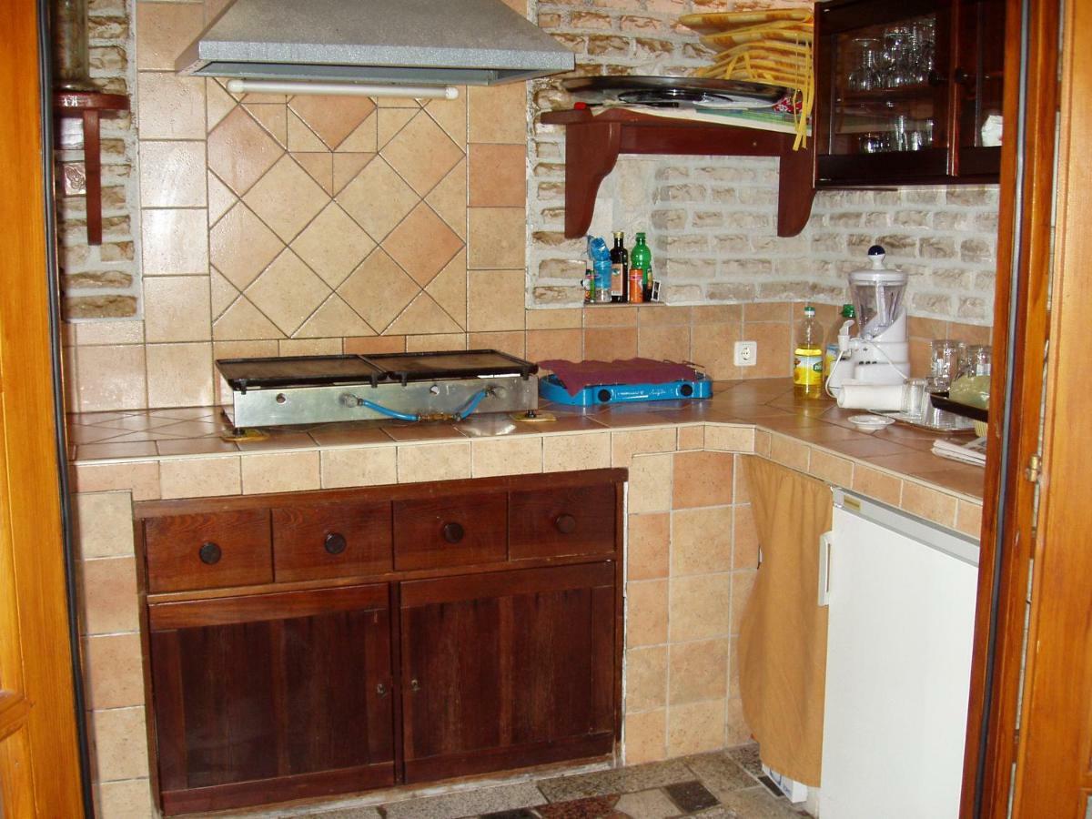 Apartmani Auer Pjescana Uvala Exterior photo